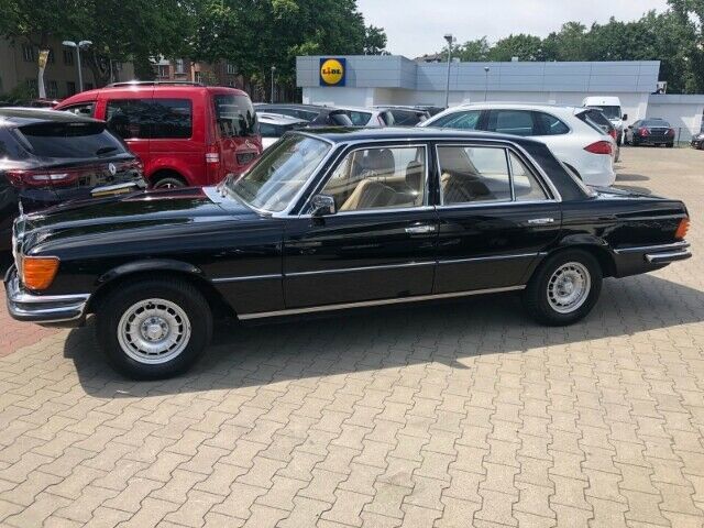 Mercedes-Benz 280 SE