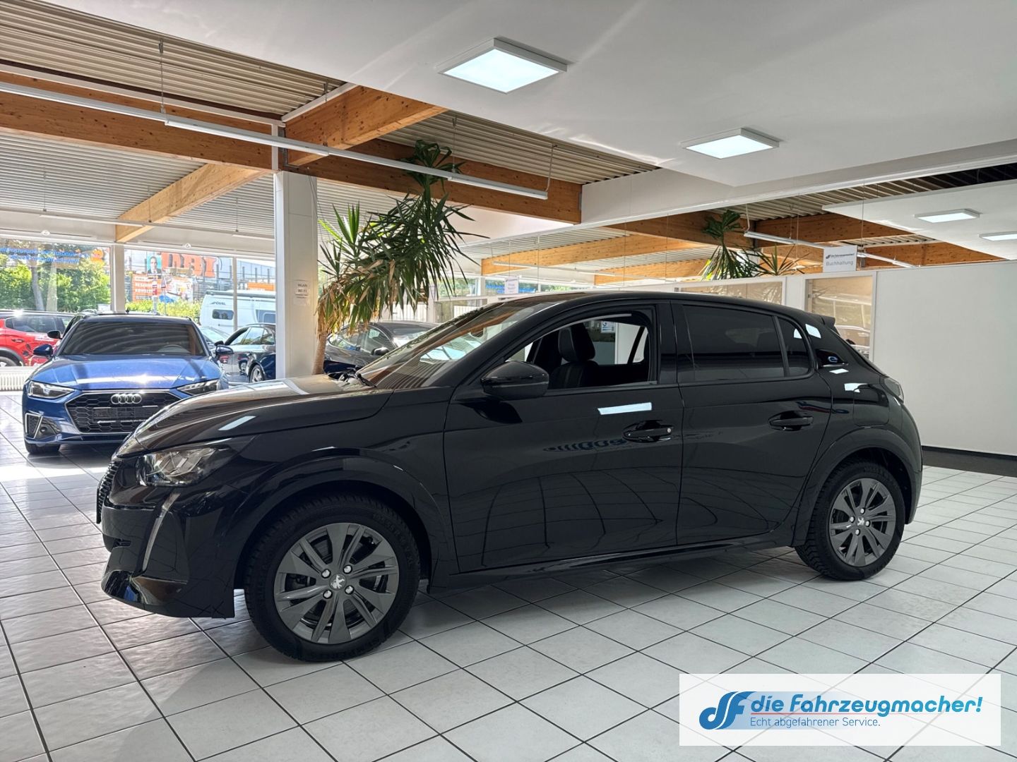 Fahrzeugabbildung Peugeot 208 e- Allure 136 Navi LED Apple CarPlay Android