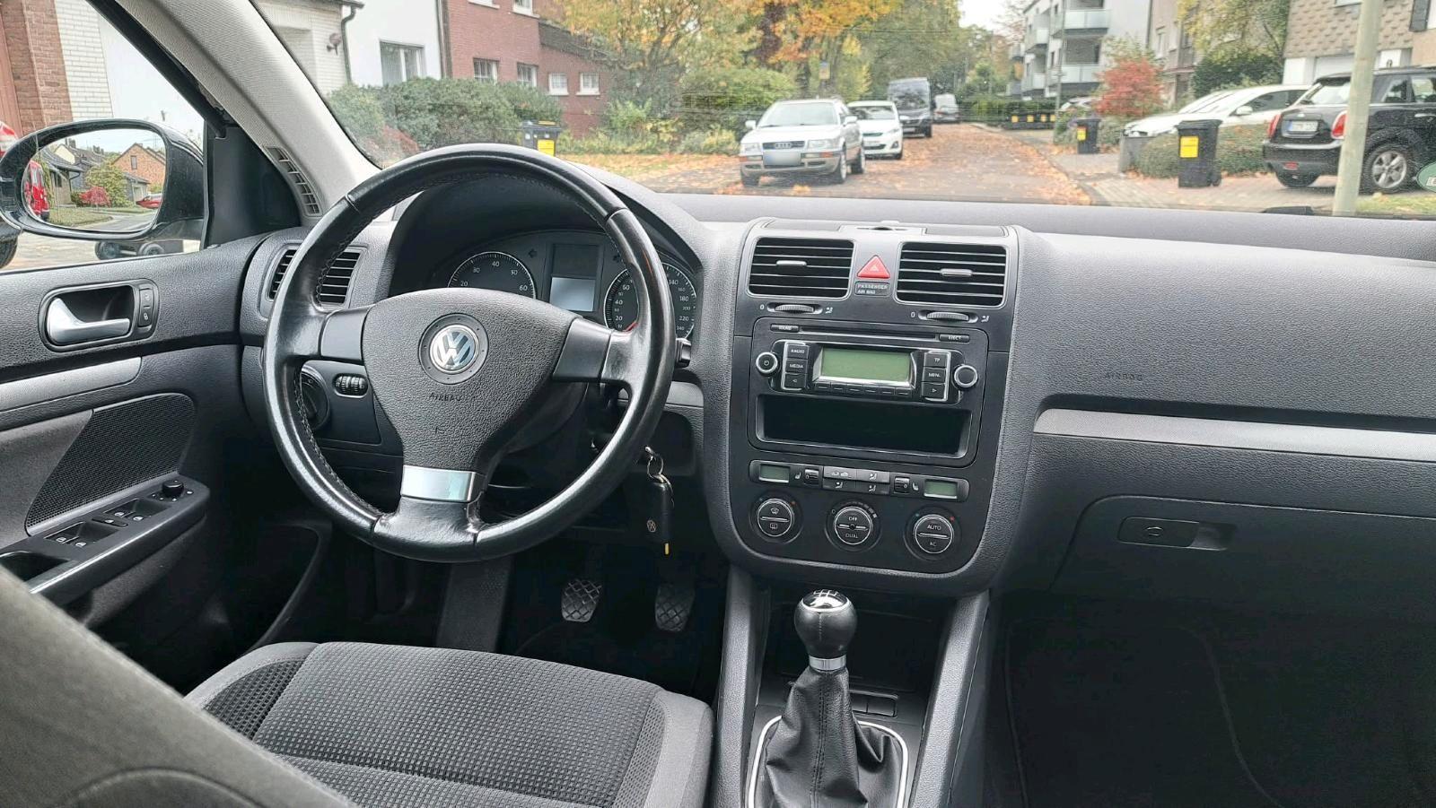 Volkswagen Golf 2009 — photo 7