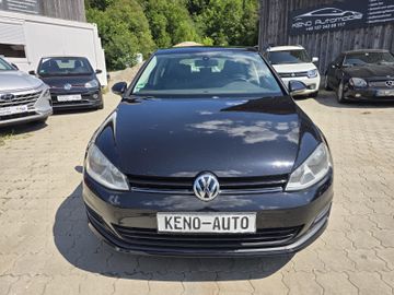 Volkswagen Golf - 2