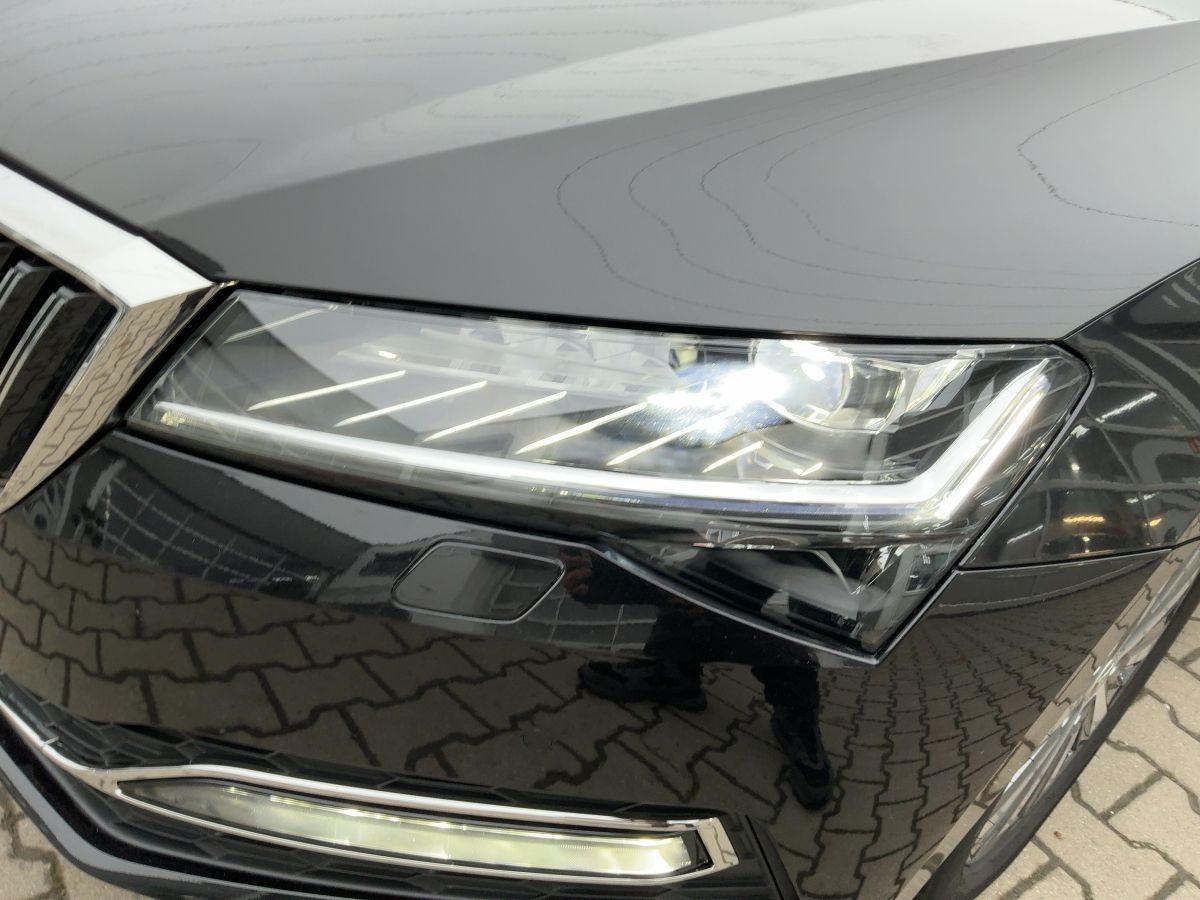 Skoda Superb - Bild 19