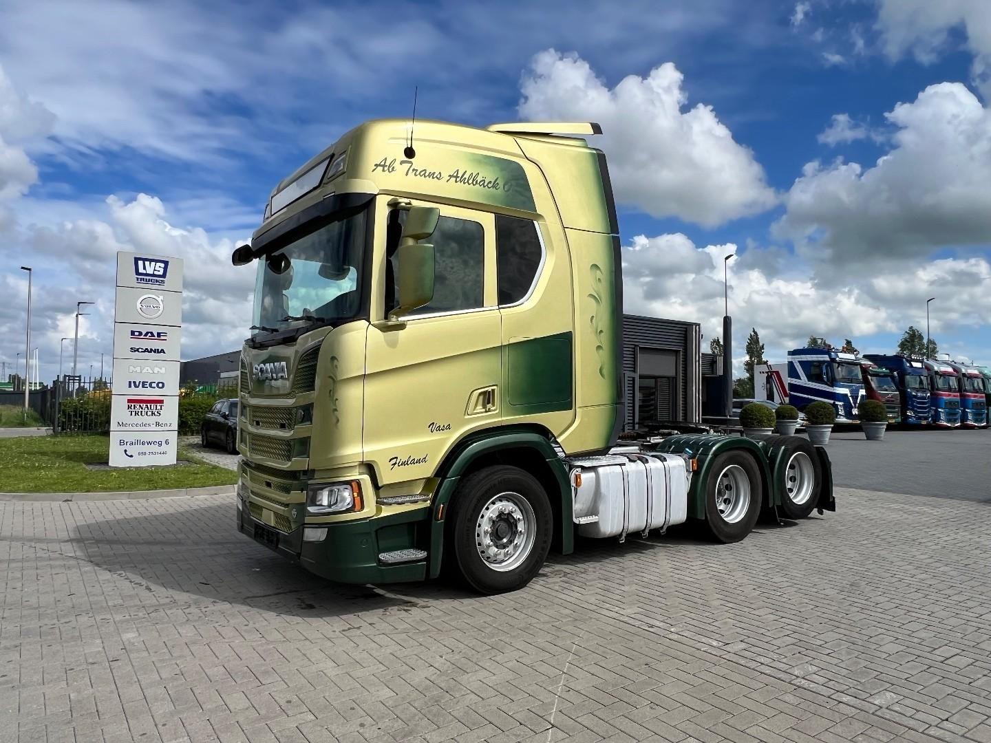 Scania R580 V8 6x2 trekker Retarder / Boogie