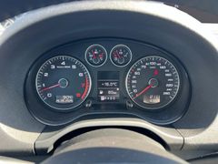 AUDI A3 Sportback NAVI,KLIMA,AUTOMATIK,SHZ,PDC,BT