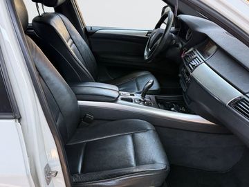 BMW X5 - 11
