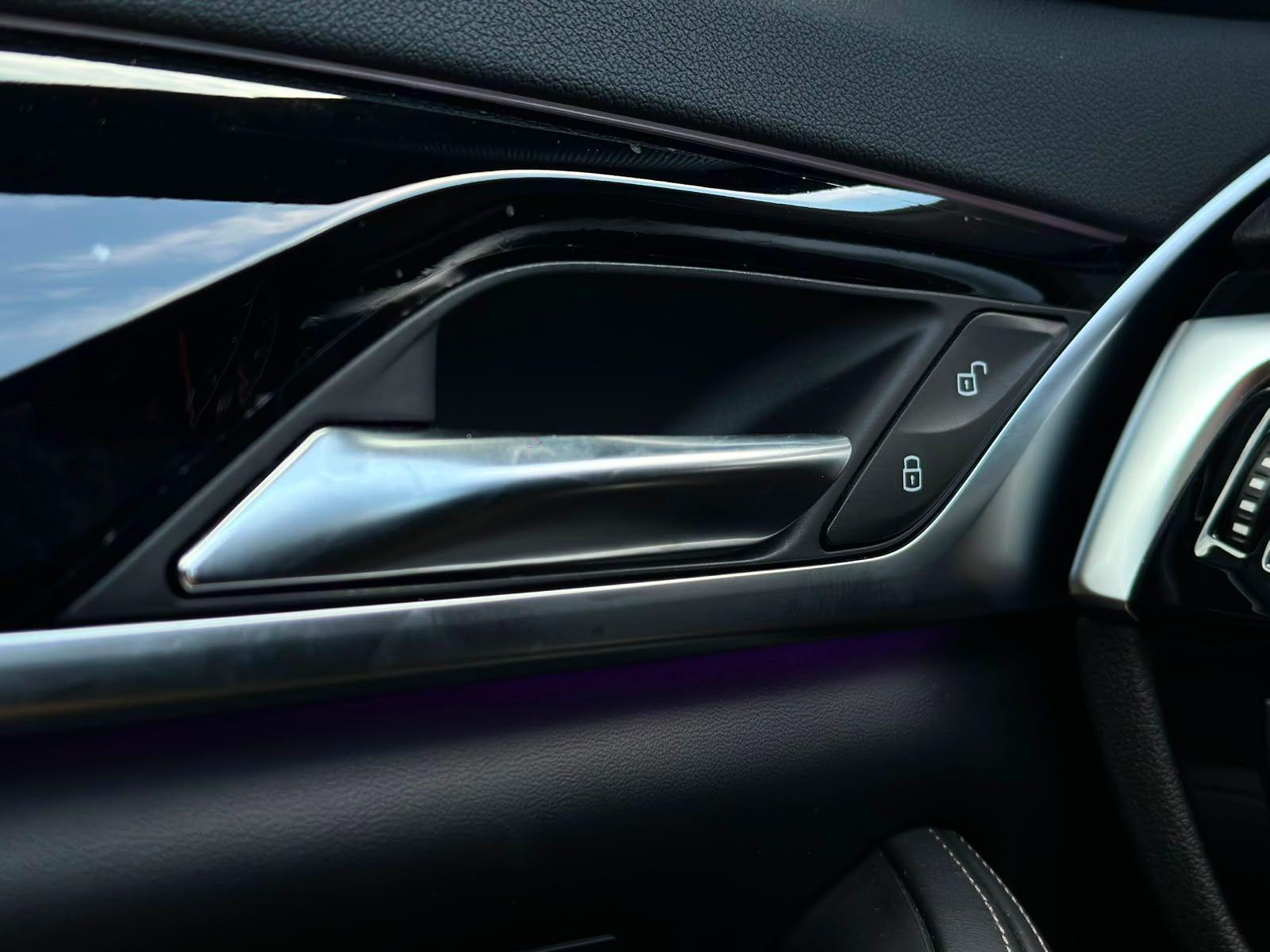 BMW 520d LUXURYLINE SHADOW ACC#PANO#SHZ#MEMORY#SH#LH