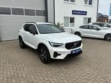 Volvo XC40 B4 Plus Dark 8-fach wenig KM! - Volvo XC40 Jahreswagen