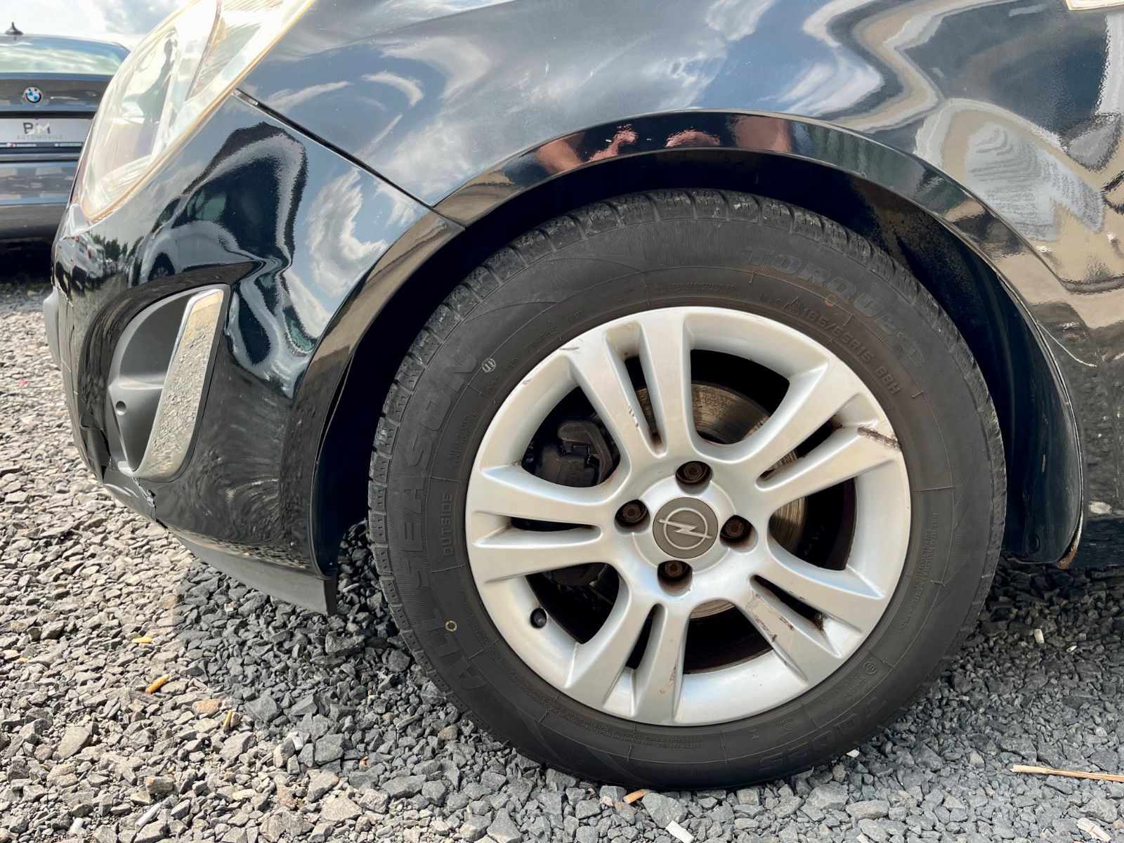 Fahrzeugabbildung Opel Corsa D Satellite 1.2 Klima 2.HAND TÜV 05/2026