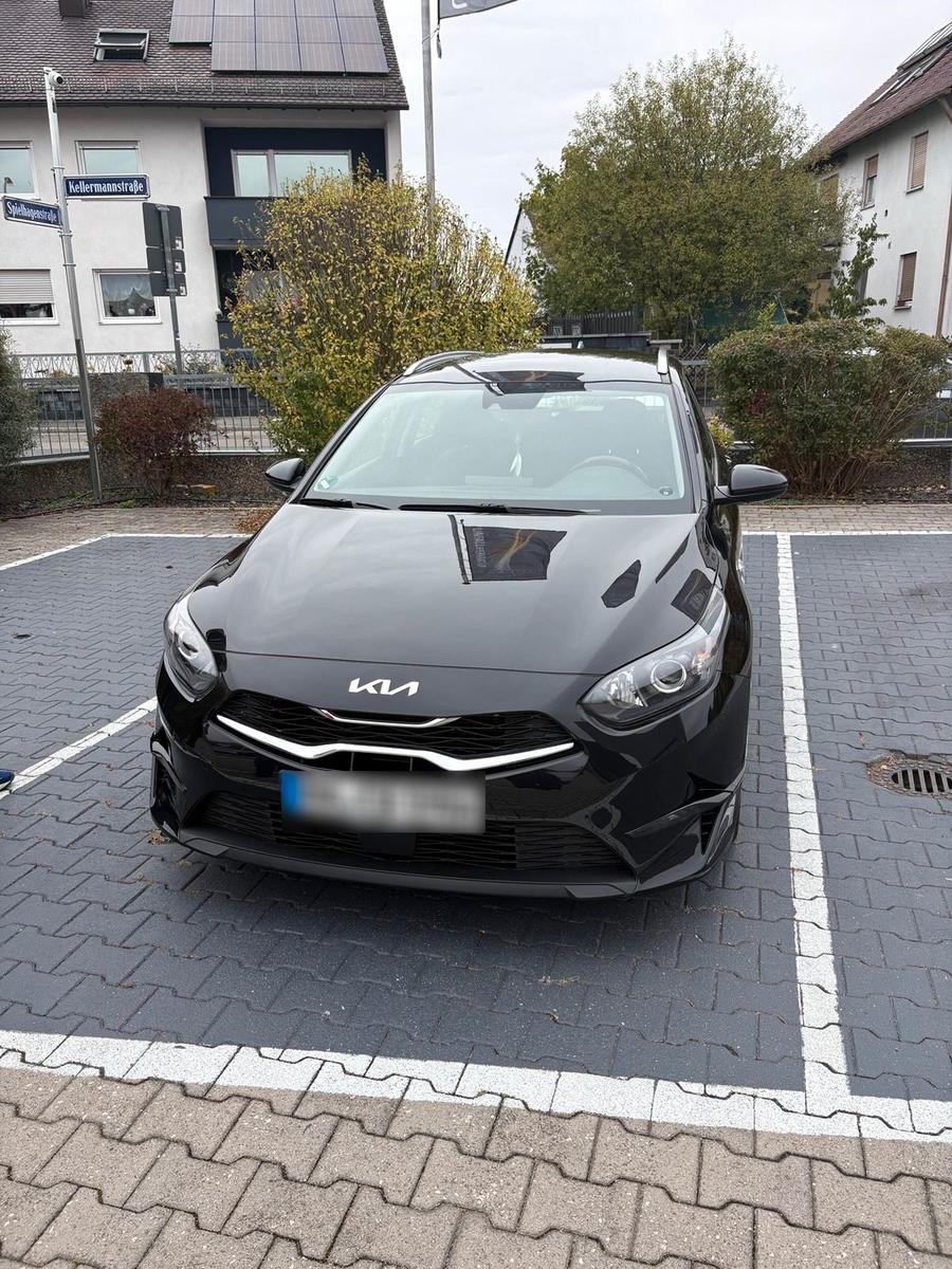 Kia Andere
