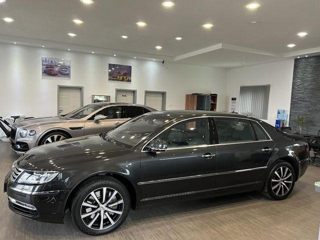 Volkswagen Phaeton V8 4M LANG*NAV*LEDER*ACC*TV*KAM*AIR*VOLL