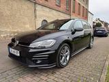 Volkswagen Golf Variant 1.5 TSI Highline mit R-Line - : mit V