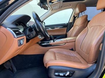 BMW 740 - 7