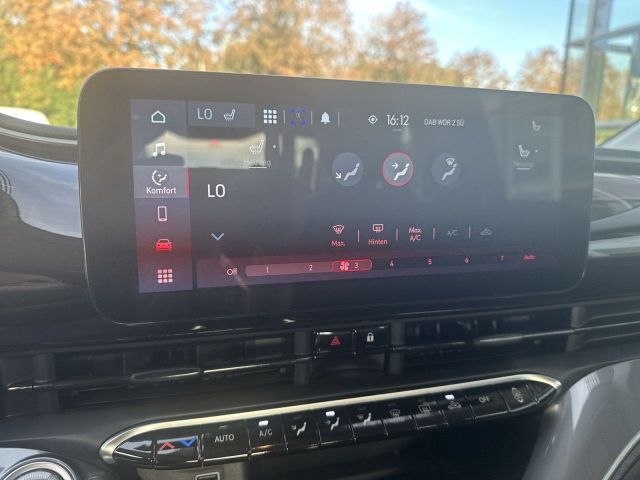 500e 3+1 3+1 42kWh KOMFORT-P. 16 ALU RFK360