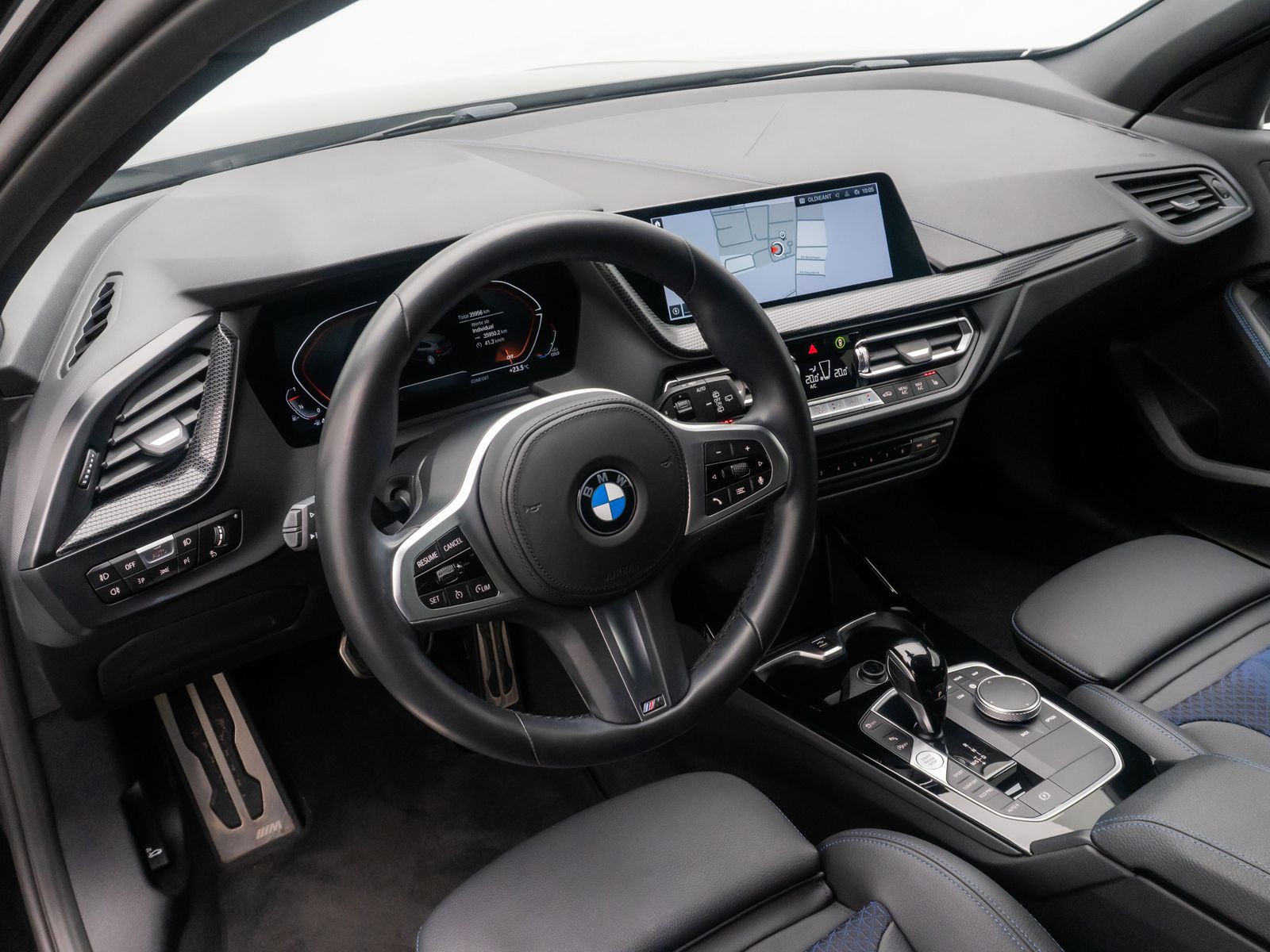 Fahrzeugabbildung BMW 120i M Sport DAB Kamera Geschwin CokpitPr 18Zoll
