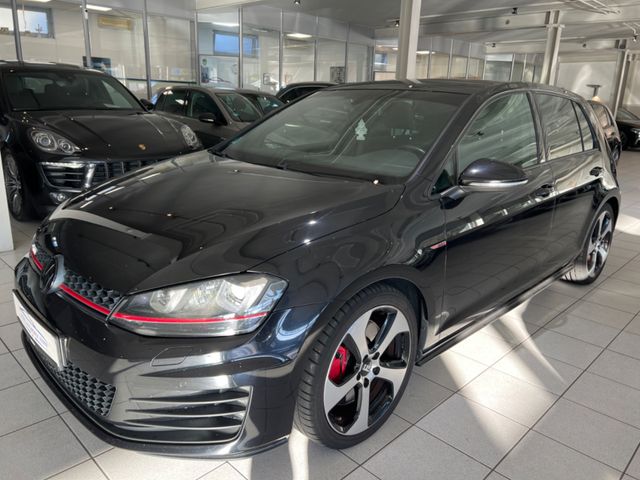 Volkswagen Golf VII Lim. GTI Performance BMT NAVI XENON