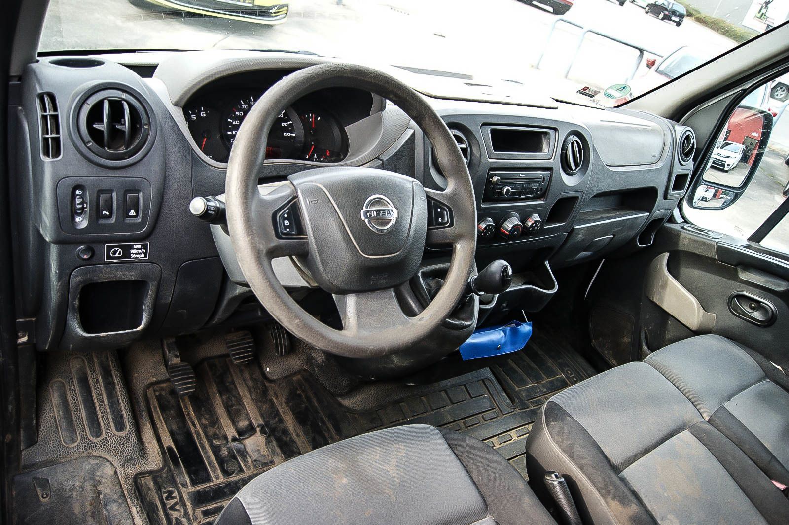 Fahrzeugabbildung Nissan NV400 Kastenwagen L4H2 4,5t COMFORT KLIMAANLAGE