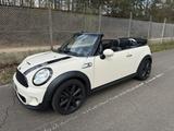 MINI Cooper S Cabrio Cooper S - MINI Cooper S Cabrio aus 2011