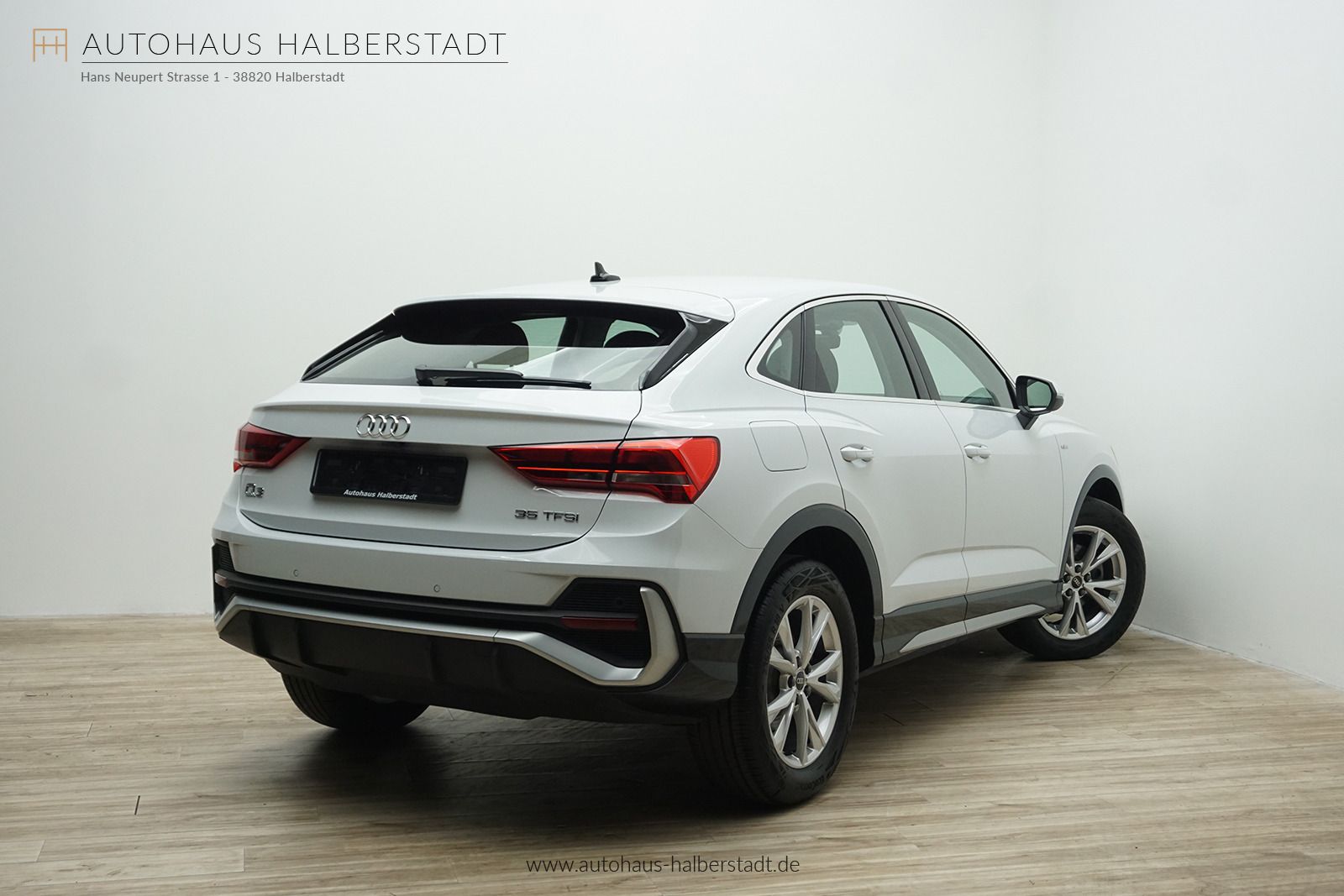 Audi Q3 Sportback 35 TFSI S-line bis 2030 foto 5