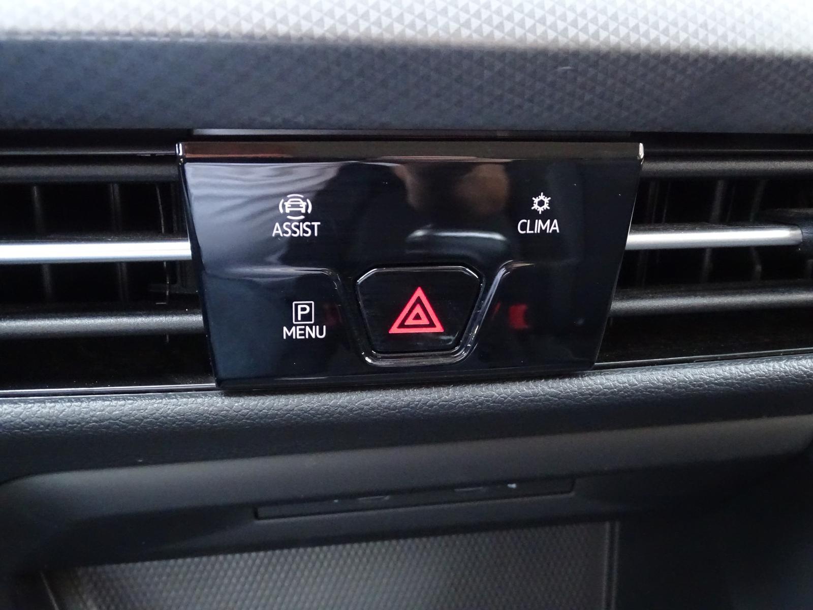 Volkswagen Golf VIII 1.0 Active LED Navi ACC Android Apple, миниатюра 13