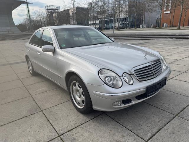 Mercedes-Benz E 200 Elegance E 200 Kompressor