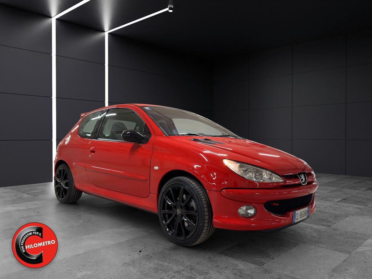PEUGEOT 206  - RC 2.0 -177 CV - BVM - PREMIERE MAIN
