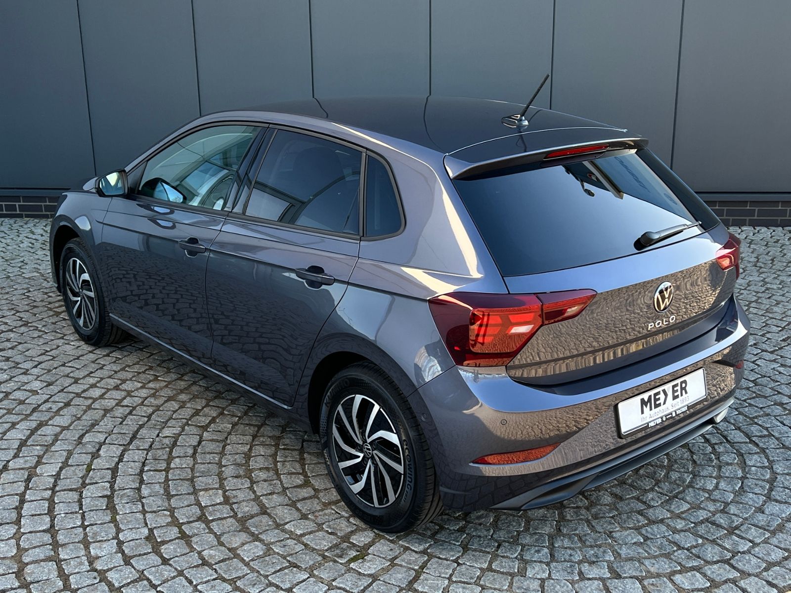 Fahrzeugabbildung Volkswagen Polo Life 1.0 TSI *LED, Klima, Sitzhzg., App-Con