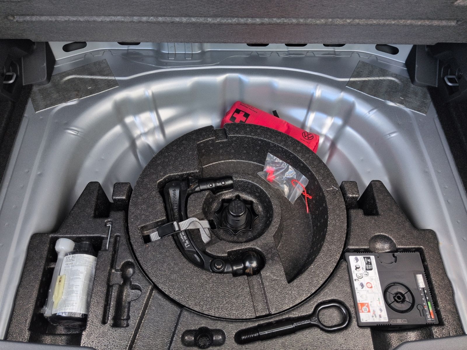 T-Roc 1.5 TSI DSG Goal AHK+LED+NAV+SHZ