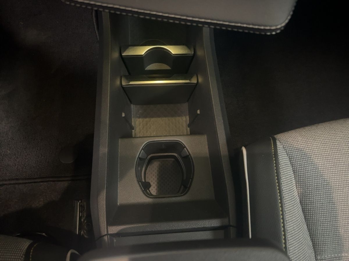 Fahrzeugabbildung Renault Megane E-TECH TECHNO EV40 130hp boost charge