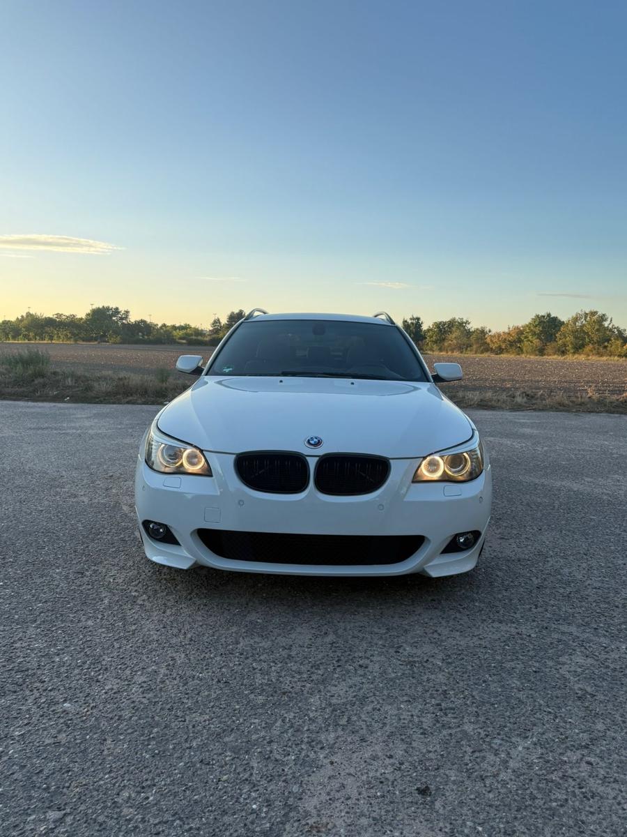 BMW 530d xDrive touring Edition Exclusive Editio...