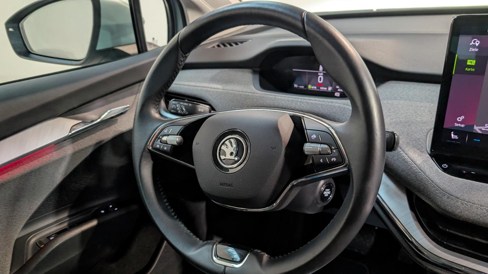 Skoda Enyaq 60 Loft LANE*FRONT*SHZ*KAM*PANO*MATRIX