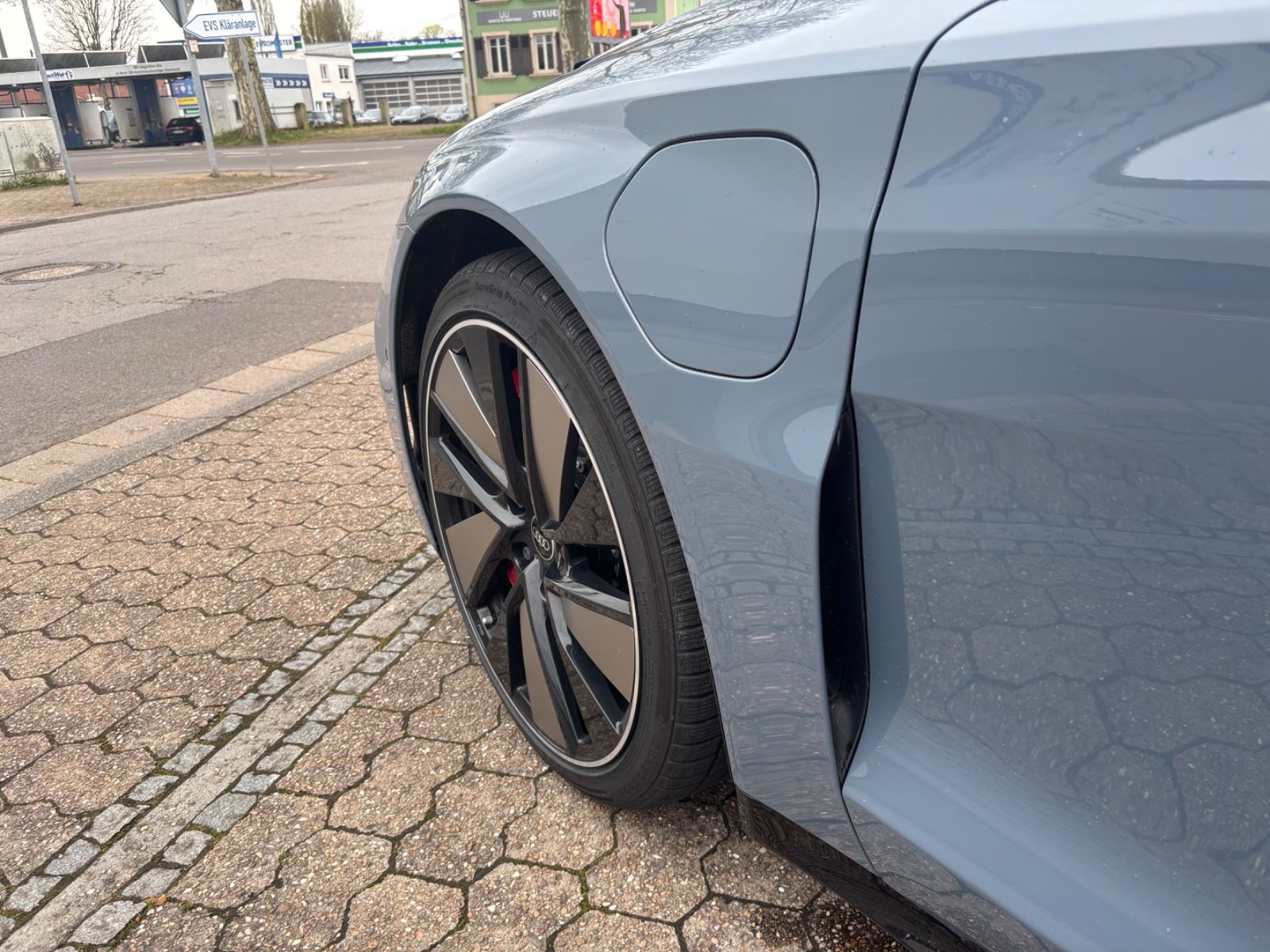 Fahrzeugabbildung Audi RS e-tron GT Carbon B&O KAM NAVI