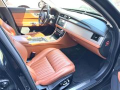 Fahrzeugabbildung XF Portfolio 30d