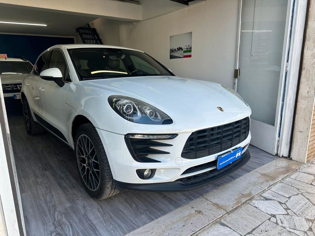 Image of Porsche Macan