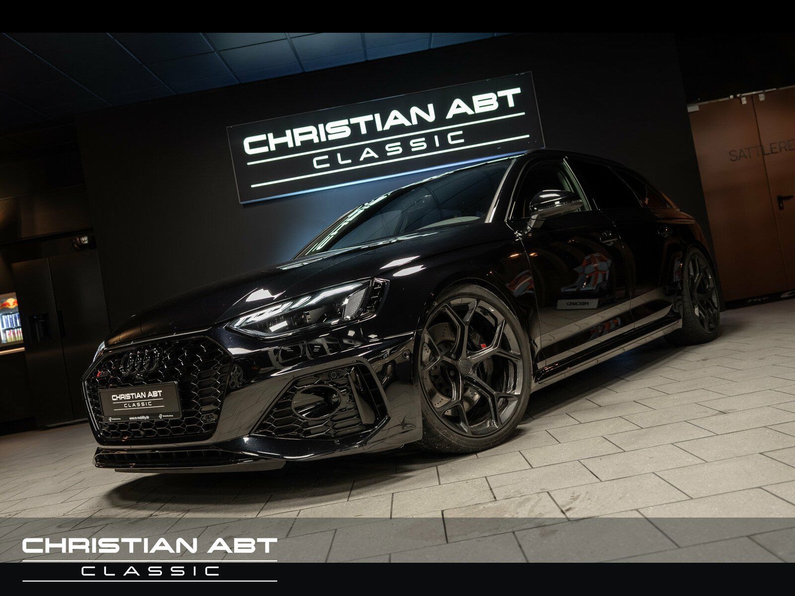 Fahrzeugabbildung Audi RS 4 Competition Plus Panorama * B&O * Keyless