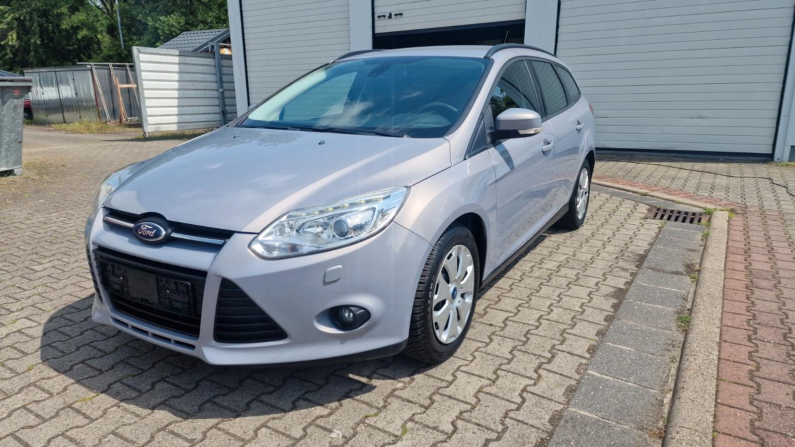 Ford Focus Turnier Trend Tüv 10/27 Xenon SHZ