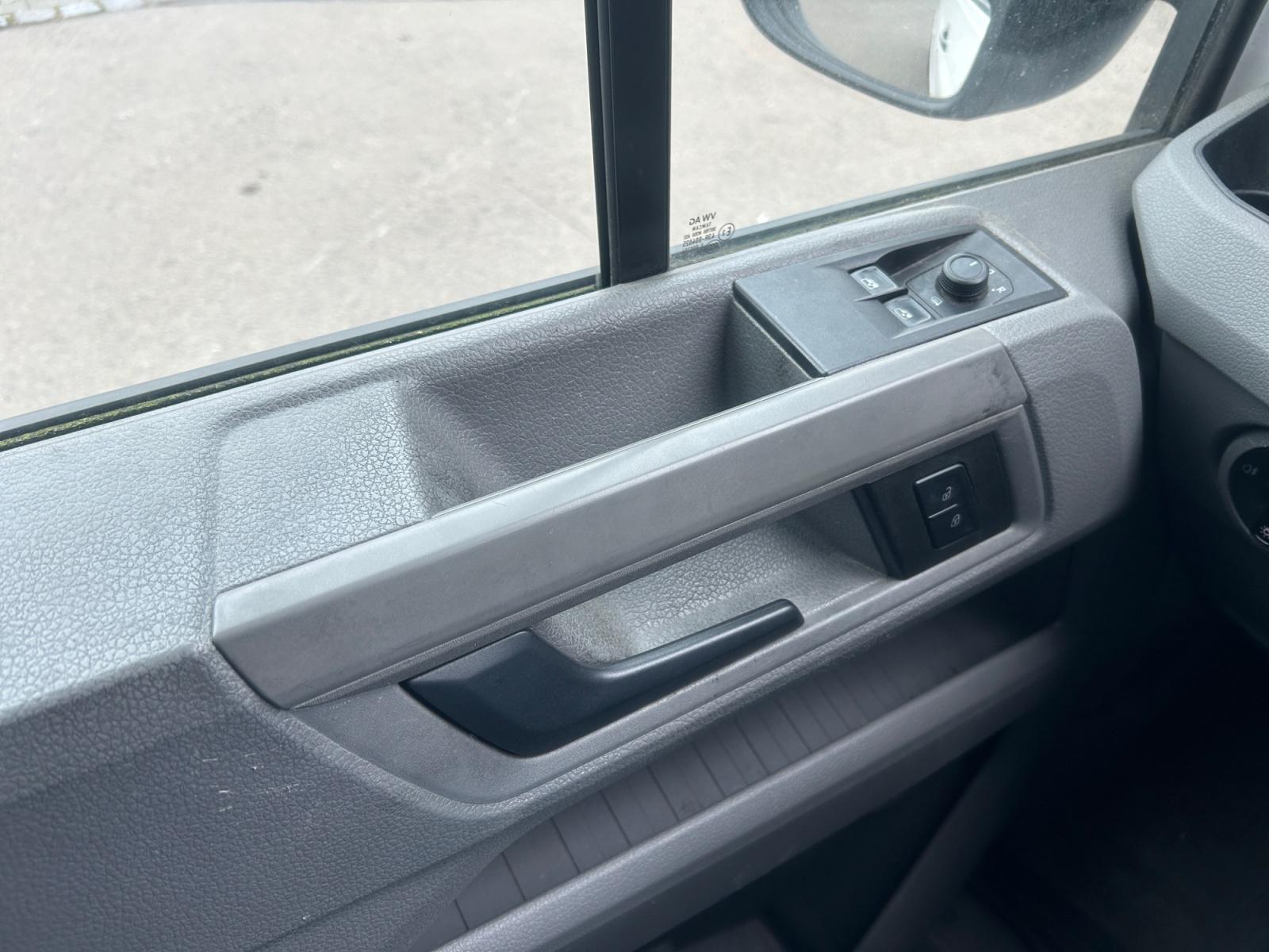 Volkswagen Crafter 2.0 TDI L3 H2 Mittel.Flachd.Klima Navi, миниатюра 17