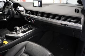 Audi Q7 - 9