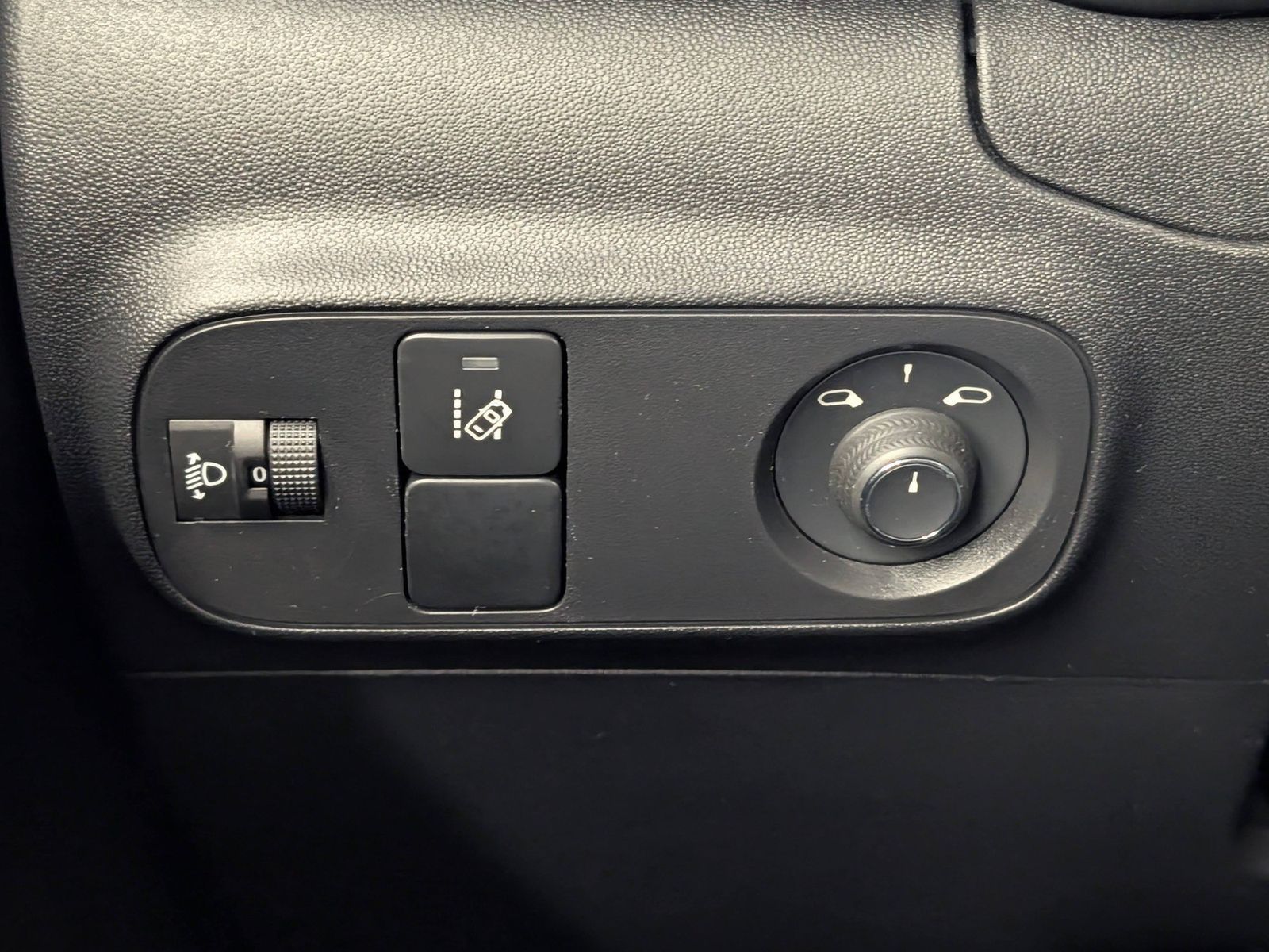 CITROEN C3  1.2 PureTech Shine Navi Pano NUR GEWERBE – Bild 33