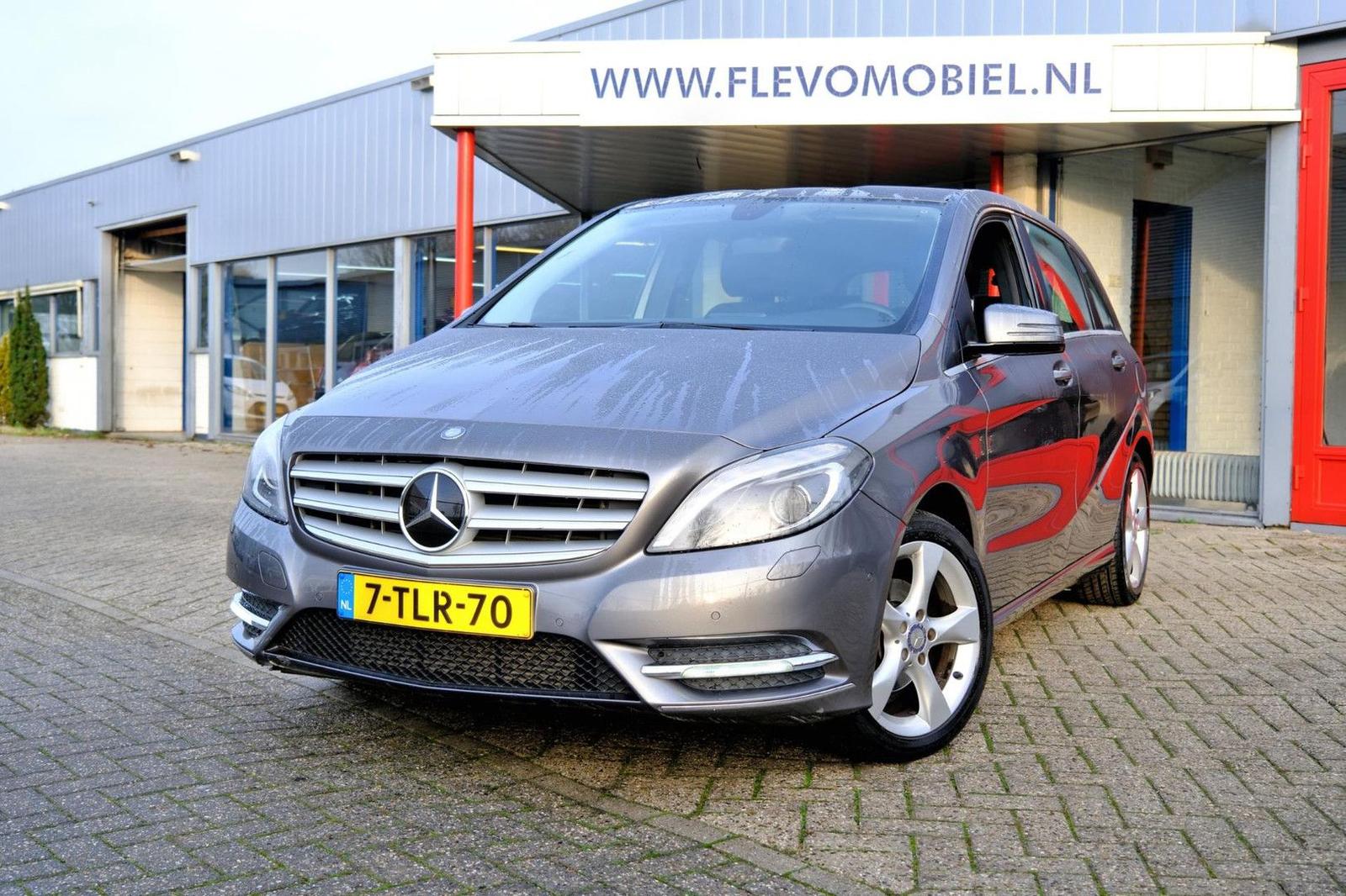 Mercedes-Benz B 180 Ambition Xenon|Navi|Leder|LMV
