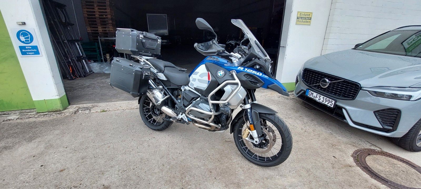 Fahrzeugabbildung BMW R 1250 GS ADV  HP Voll inkl 3 Koffer + Zub