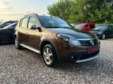 Dacia Sandero Stepway 1.6 MPI TÜV NEU - Dacia Sandero in Erfurt