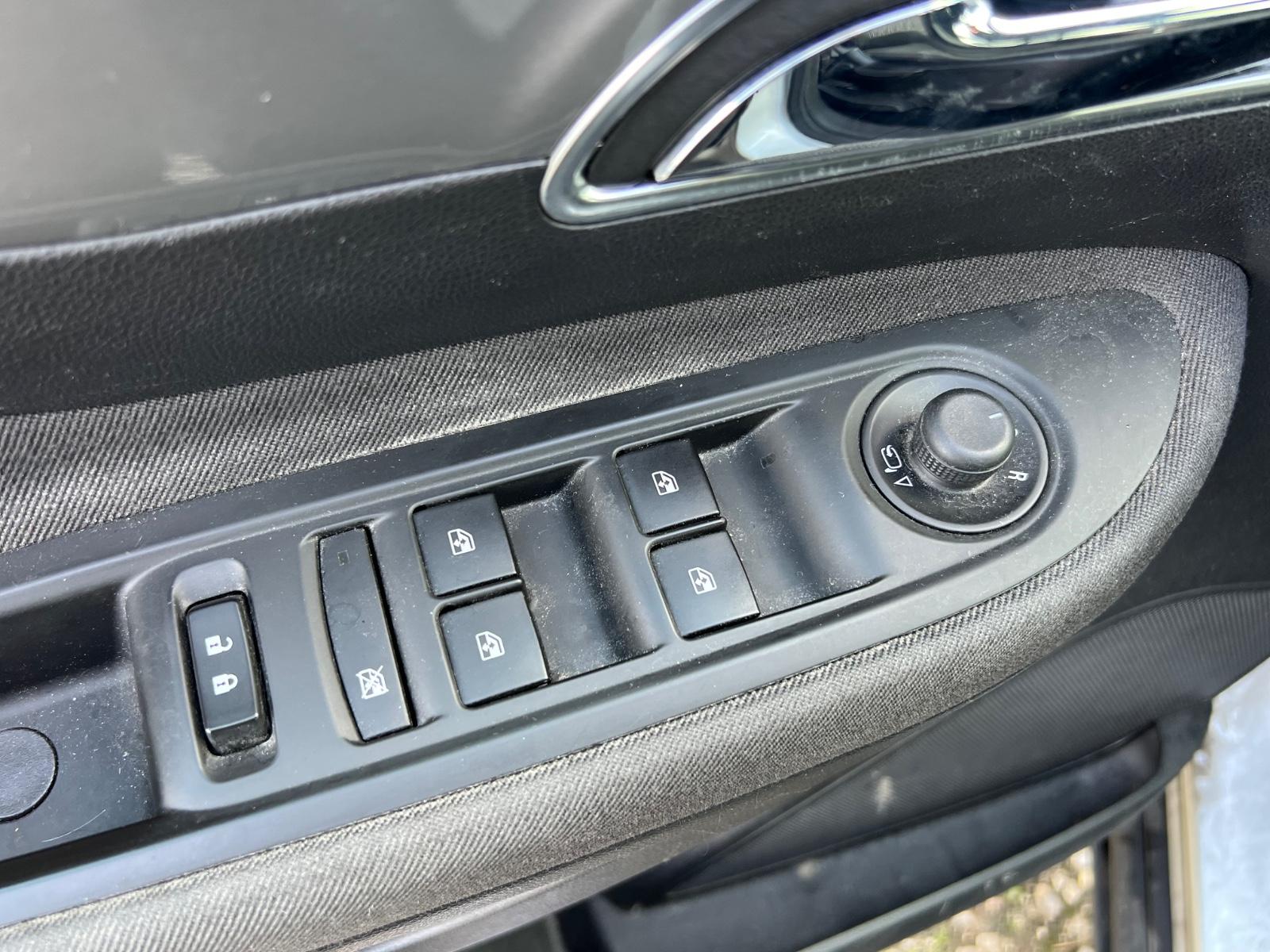 Opel Mokka 2015 — photo 11