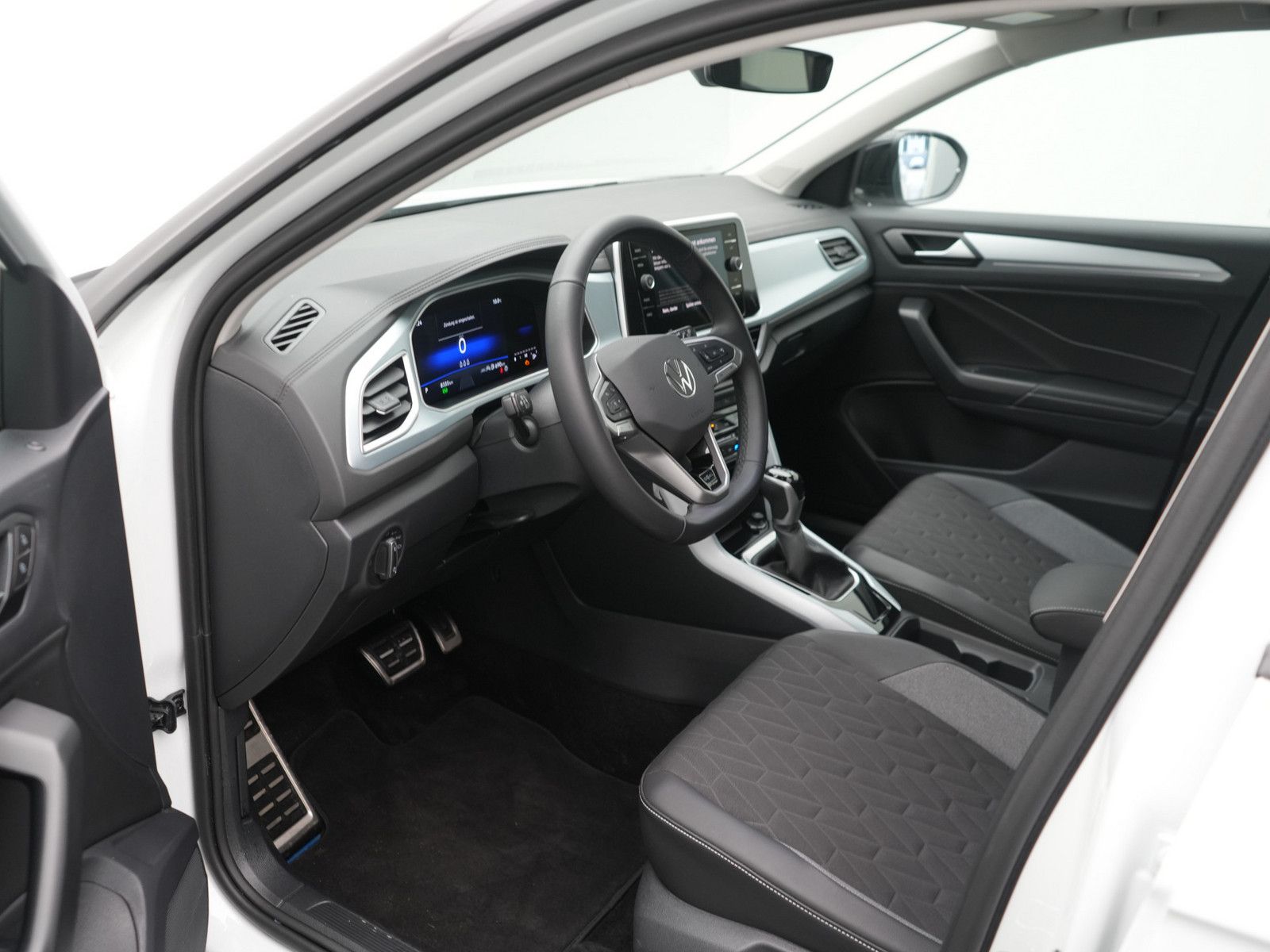 Volkswagen T-Roc - Bild 12