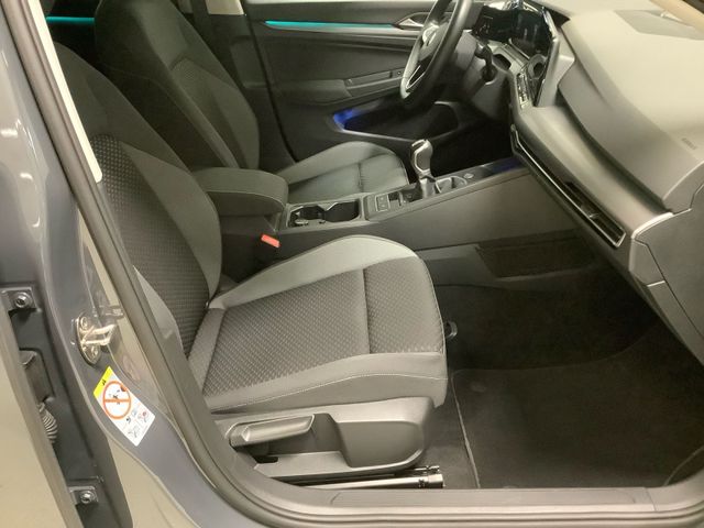 Golf Active TSI 81 kW  AZV, Navi, ACC, kamera
