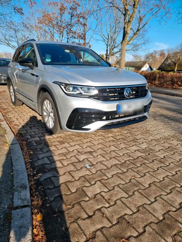 Volkswagen VW Tiguan R-Line 2.0Tdi DSG LED AHK Standh...