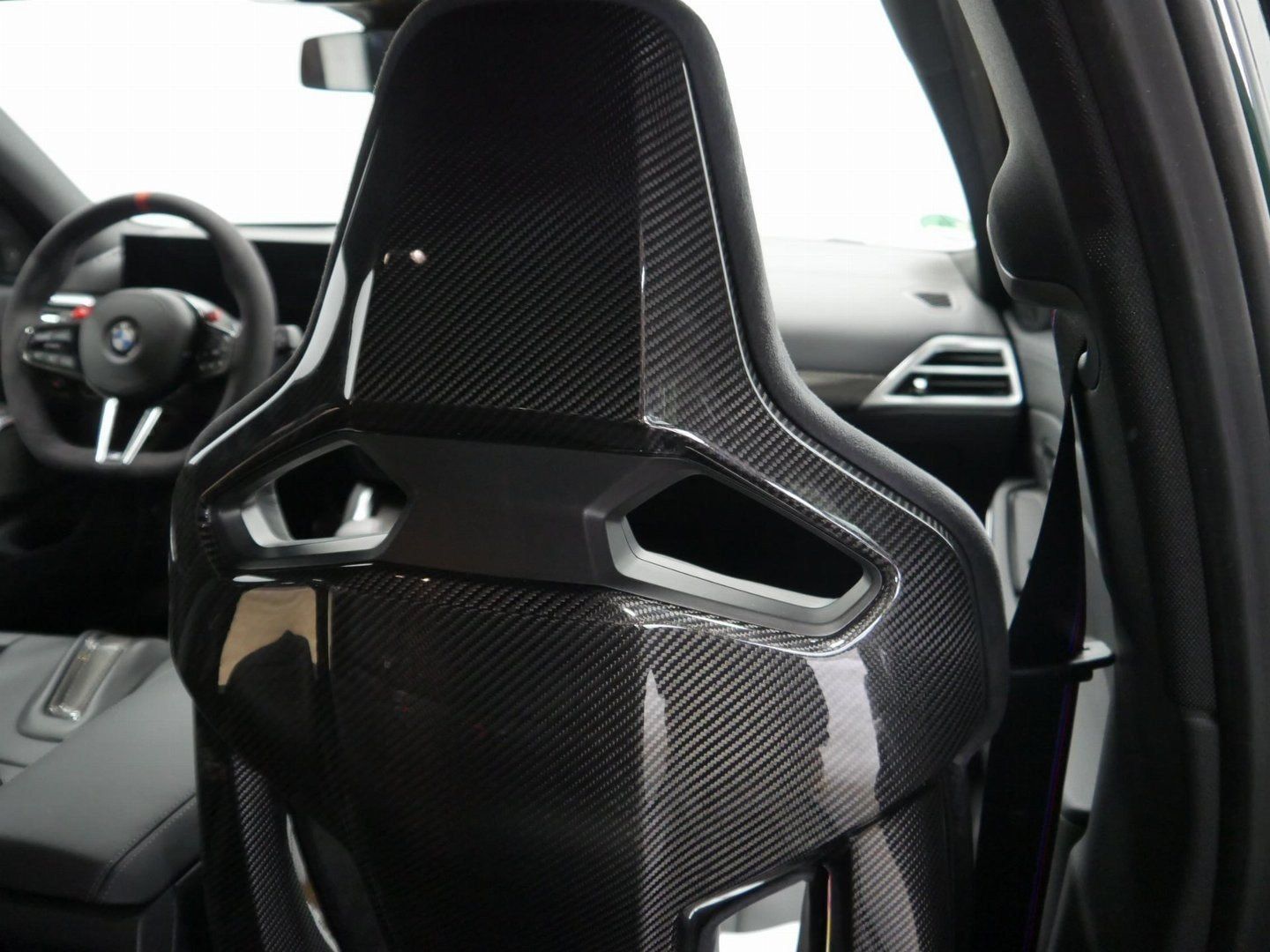 Fahrzeugabbildung BMW M3 Competition Sonderlackierung british racing g