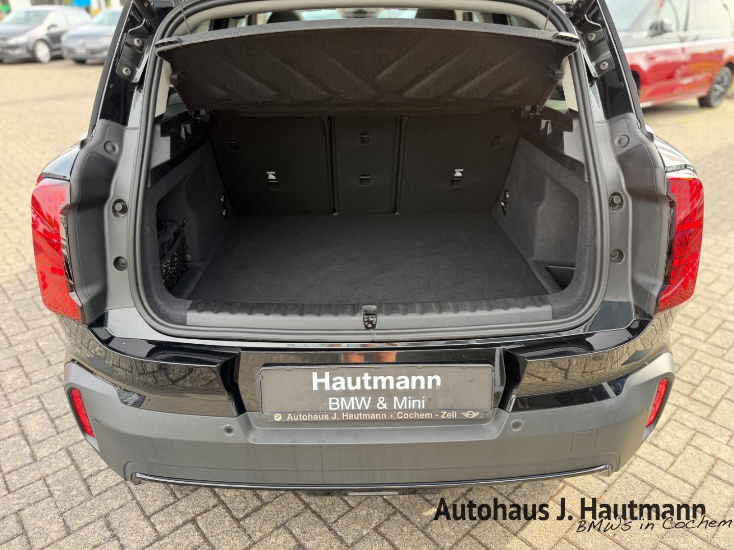 MINI Countryman C Classic Trim +1.HAND+HUP+PANO+LM18'