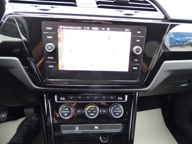 Fahrzeugabbildung Volkswagen Touran/R-Line/Highline/1.Hd/Navi/59TKM/