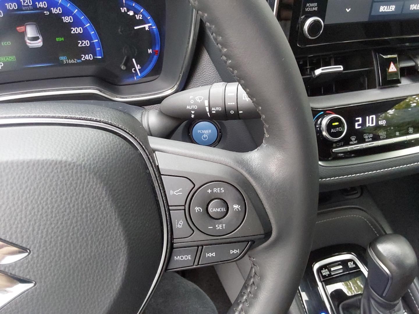 Suzuki Swace Comfort+ 1.8 Hybrid Digitales Cockpit LED 