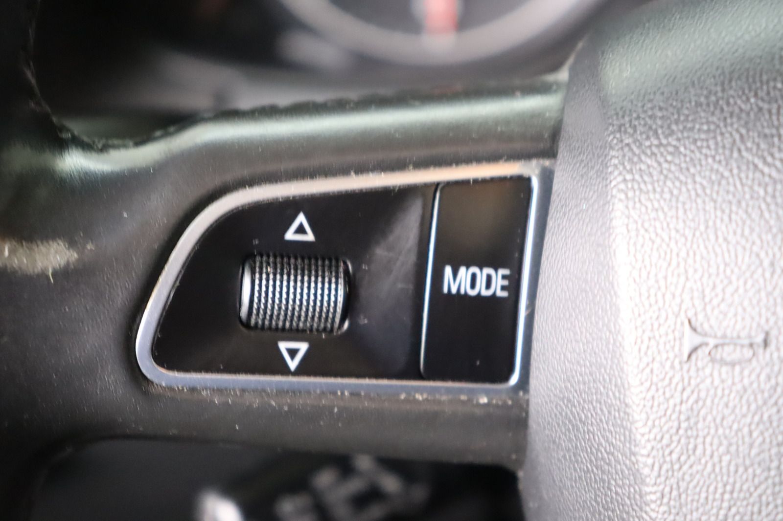 Fahrzeugabbildung Audi Q5 3.0 TDI S tronic quattro * Standhzg. * Pano