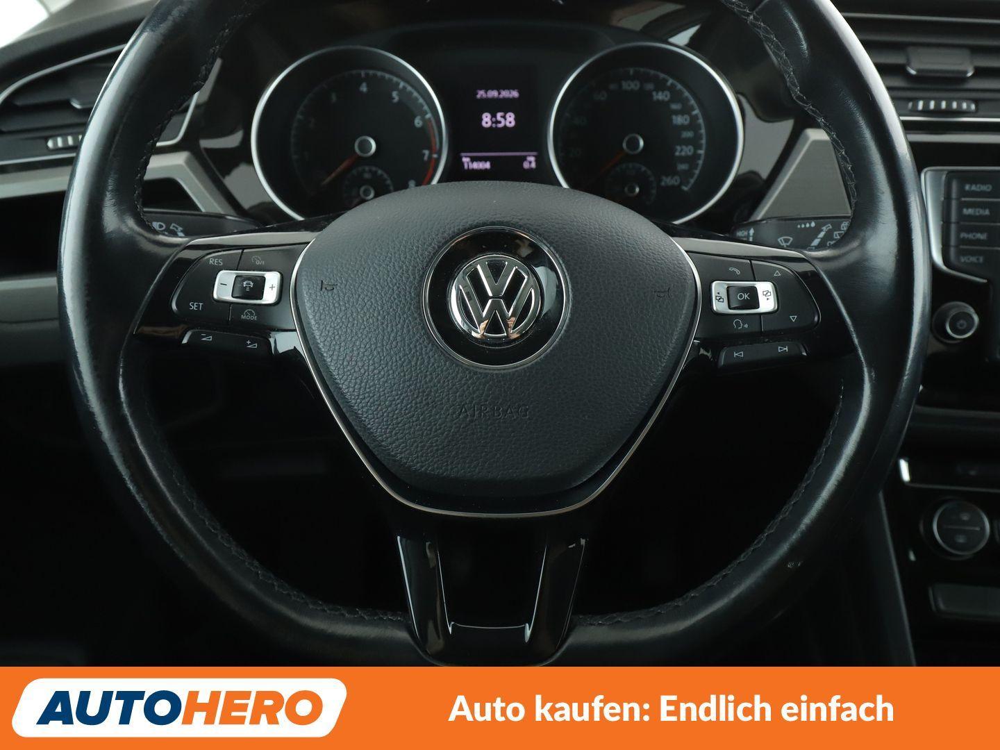 Volkswagen Touran 1.4 TSI Comfortline BlueMotion Tech *NAVI